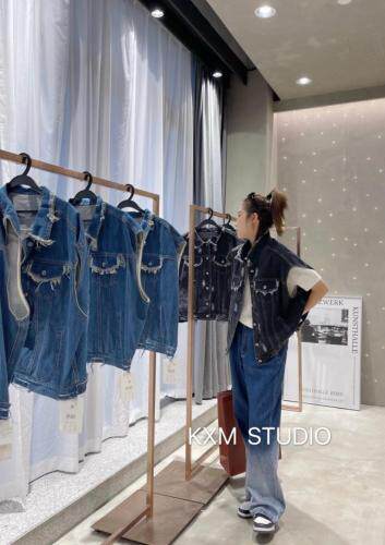 卡希·米 HZKXM119945