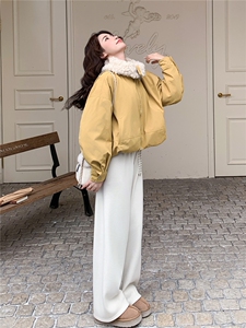 黄色大翻领羊羔毛拼接羽绒服女冬季2025新款小个子短款加厚派克服图片