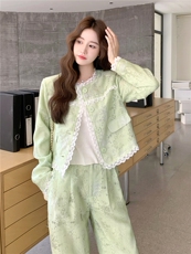 现货2025年秋季新款花边拼接套装，女装套装/套裙，含赞