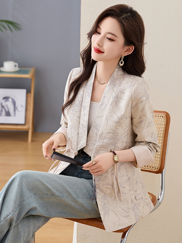 新中式国风外套女2025高档春秋新款百搭时尚妈妈西装气质提花上衣,女装短外套,姿衣坊