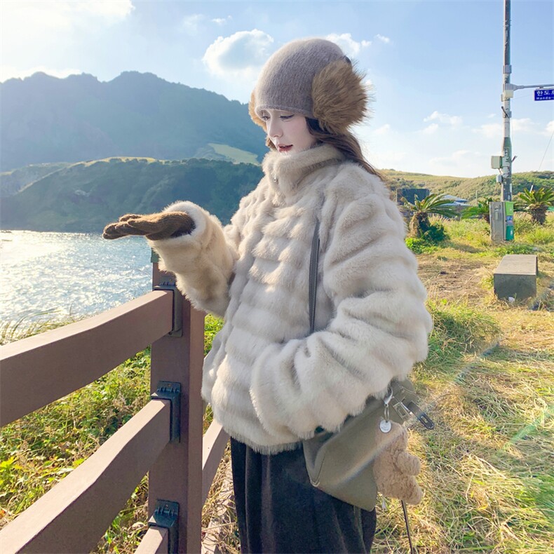 【新款】现货内里加棉水貂绒外套2C131-698-P205K298,女装短外套,2C131