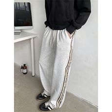 白灰色