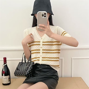 夏季新款条纹针织衫女短袖小香风上衣2025轻薄款洋气V领T恤打底衫图片