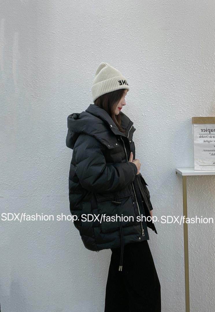 【现货】高品质带帽羽绒服，女装羽绒服，色调轩