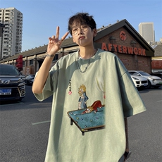 奶绿色