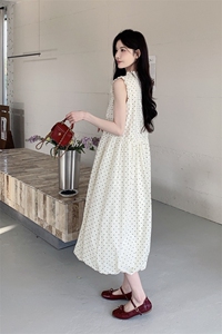 法式波点无袖连衣裙女2025夏季新款高级感气质收腰显瘦花苞背心裙图片