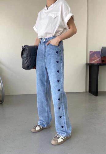 春款韩版牛仔裤陆续上新中，女装牛仔裤，臣己