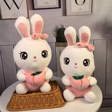 厂家直销精美毛绒玩具抱桃子可爱兔兔