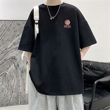 黑色