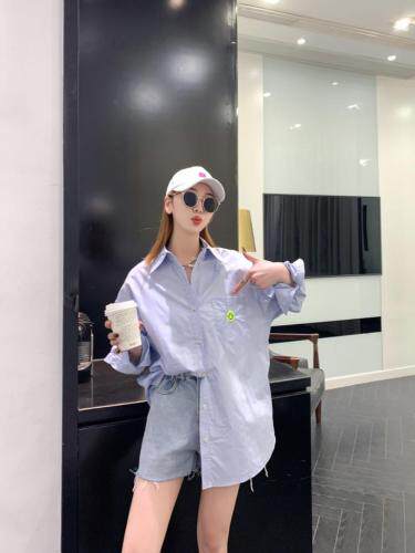 笑脸防晒衬衣好卖ML，女装，潮不落