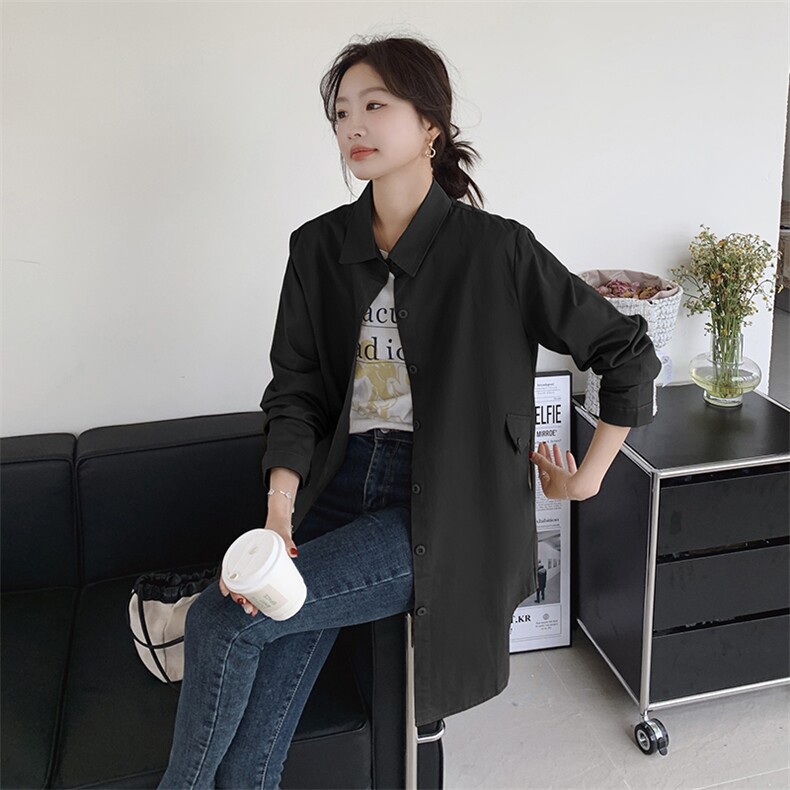 2025年秋季宽松型常规中长款长袖单排扣衬衣款风衣外套单层风衣，女装风衣，秋牧寒烟