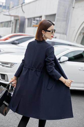 休闲时尚风衣，女装风衣，衣菲特