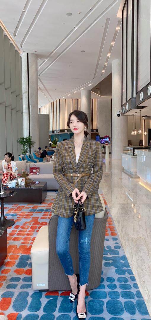 秋装格子西装，女装西装，米壹