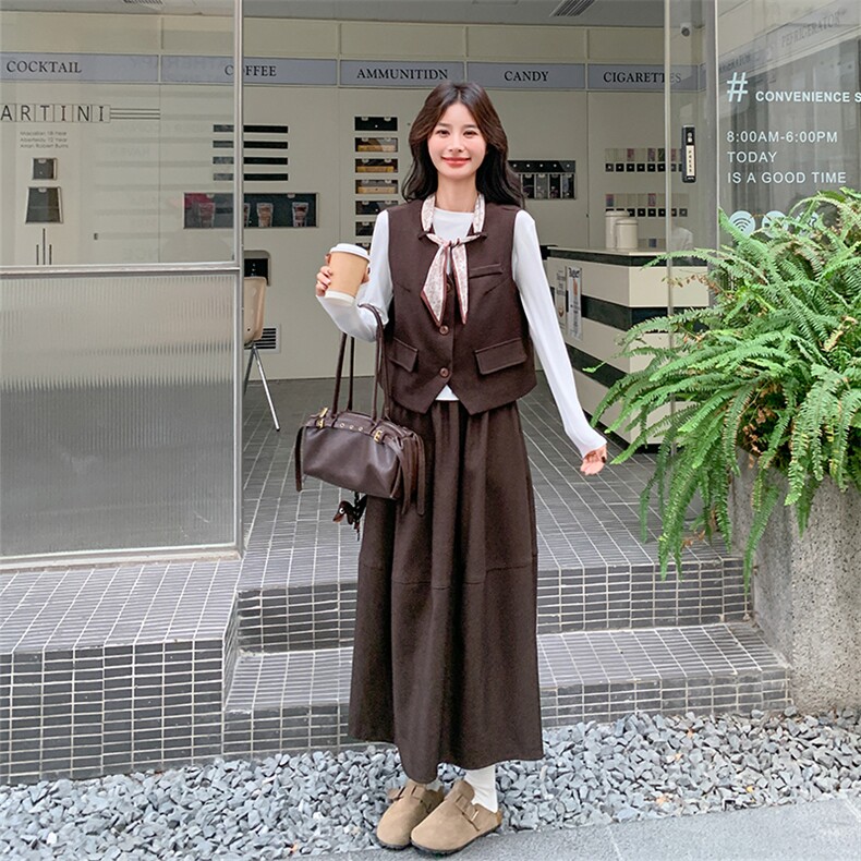 小个子复古长袖T恤马甲半身裙三件套女2025秋新款美拉德显瘦套装,女装套装/套裙,2C029