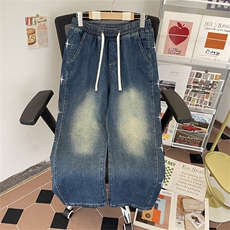 蓝色