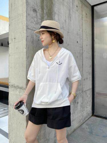 【现货】夏季新款针织防晒纯棉拼接连帽抽绳款笑脸刺绣印花短袖卫，女装，微迪菲