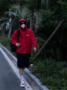 美式户外山系机能连帽红色冲锋衣男女夹克外套W30113-P65图片