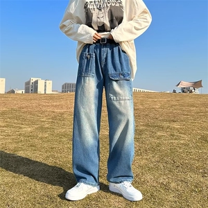 新款时尚潮男百搭宽松牛仔裤图片