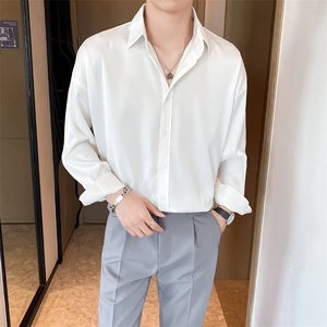轻熟风秋季新款时尚休闲宽松寸衣免烫抗皱丝滑潮流长袖纯色衬衫男