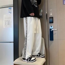 白色