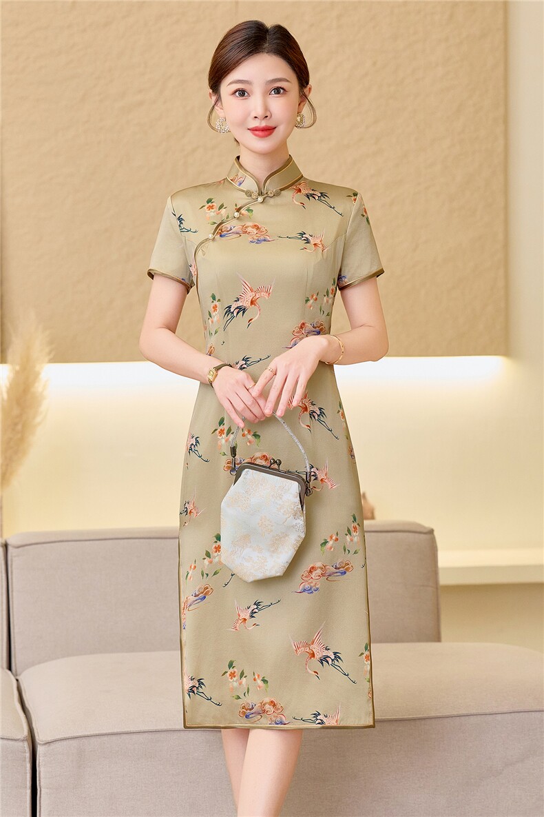 杭州品质真丝中长裙复古印花连衣裙女春夏日常修身潮流真丝旗袍,女装汉服/婚纱/旗袍/礼服,小荷流