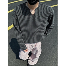 深灰色
