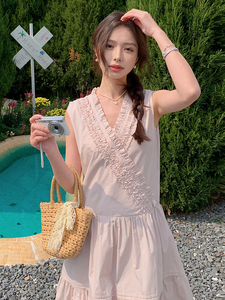 浅粉色木耳边无袖连衣裙女2025夏季新款韩系小个子甜美减龄背心裙图片