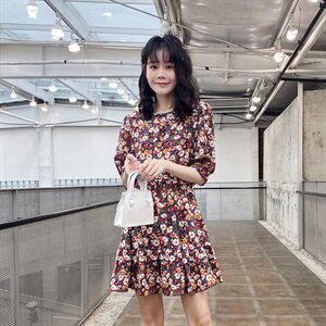 现货已出不断货2021夏装新款碎花连衣裙 166-QZ02P65 蓝色图片