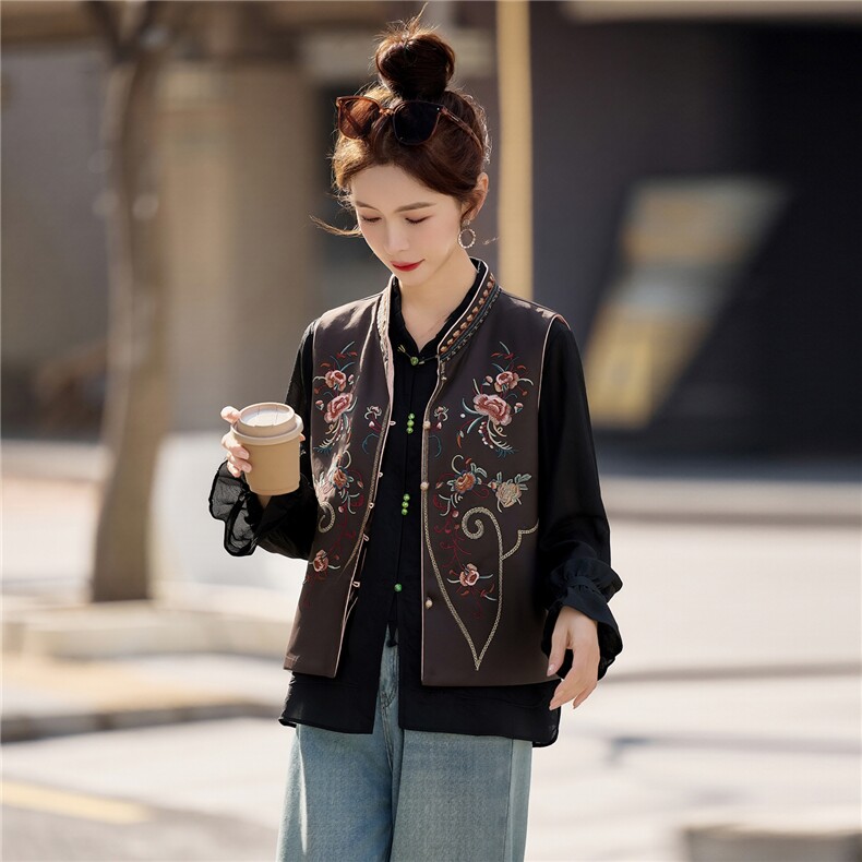 【春季女装新款】大量现货时尚重工刺绣新中式两面穿马甲外套,女装马甲,魅衣本色