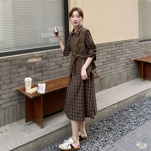 美拉德复古格子连衣裙套装女2025秋季新款气质显瘦马甲长裙两件套图片