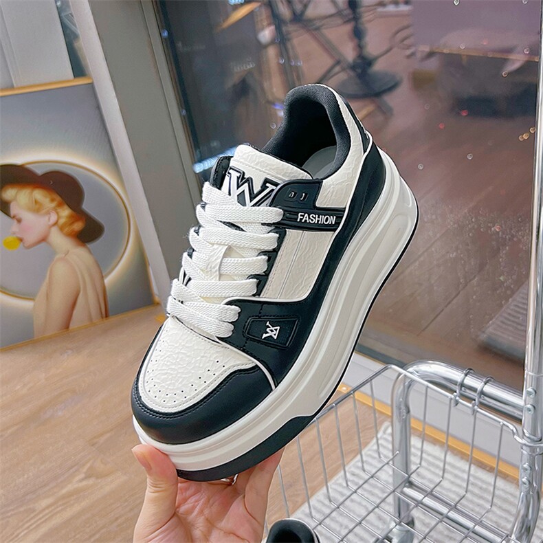 吸膜底小白鞋女2025春季新款厚底增高休闲单鞋女百搭运动鞋板鞋女，女鞋休闲鞋，电商A223
