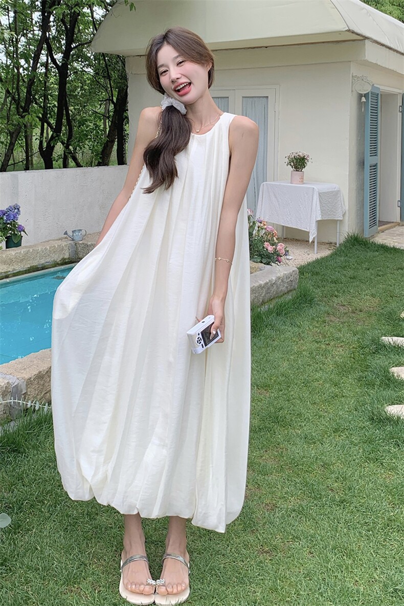 夏季新高级感文艺范连衣裙2025气质女神范温柔风浪漫绝美挂脖长裙,女装连衣裙,诺蝶