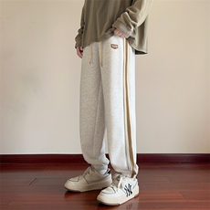 白灰色