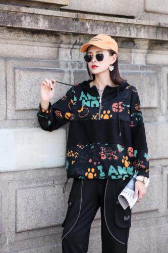 潮牌个性时尚款，其它，伊丽莎