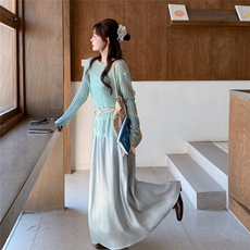 慵懒风绿色镂空防晒针织罩衫套装女2025夏季新款上衣半身裙两件套，女装套装/套裙，2C201