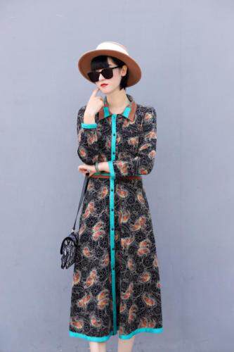 收腰款带裙摆连衣裙貂绒含羊毛，女装连衣裙，澳洛菲