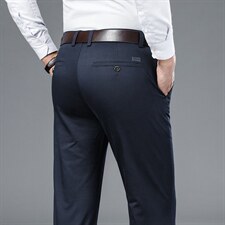 深蓝色
