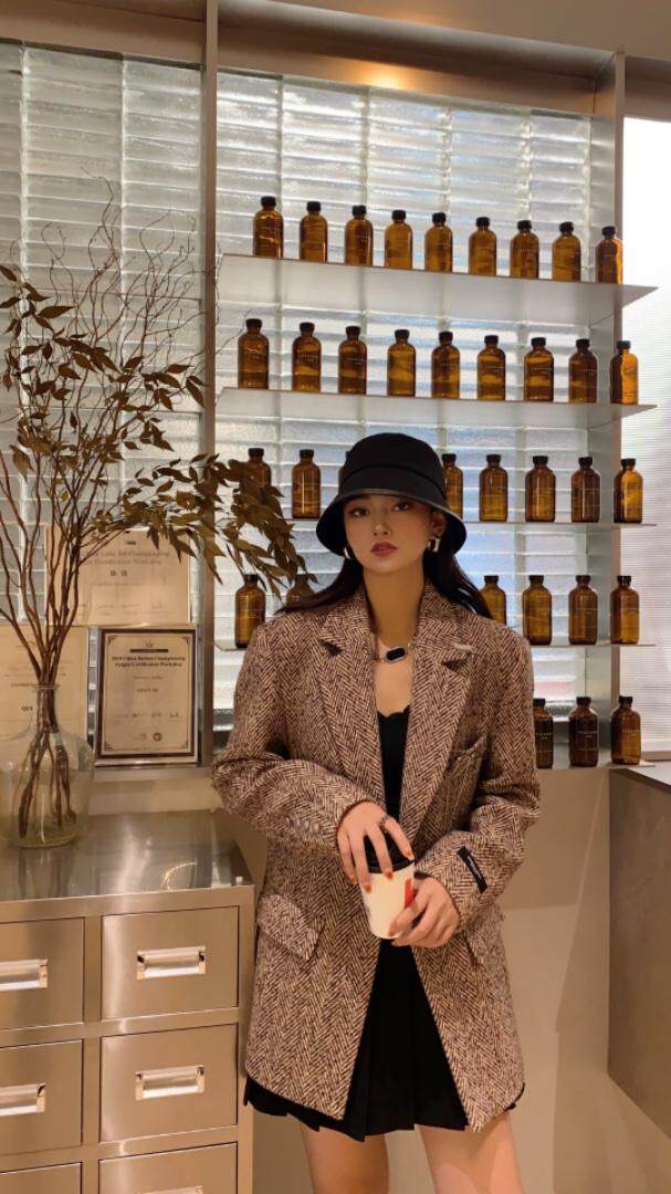 欧货尼外套，其它，艾蔚儿