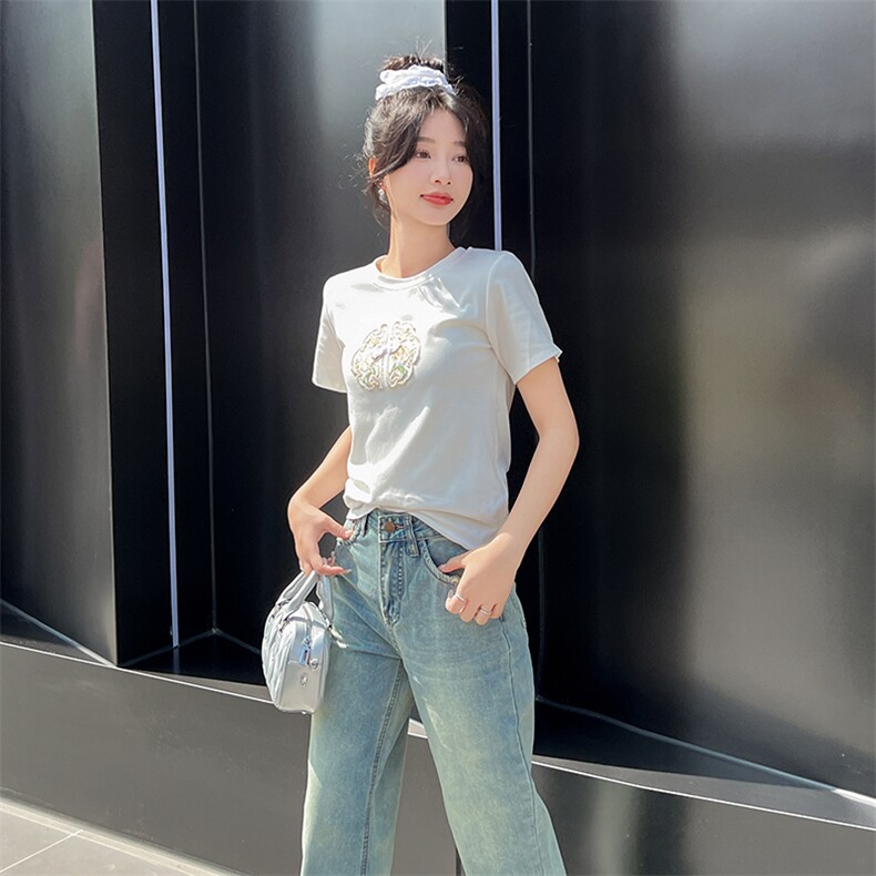 新款民族风刺绣牛仔套装女两件套显瘦时尚潮流,女装套装/套裙,凯芙莉服饰