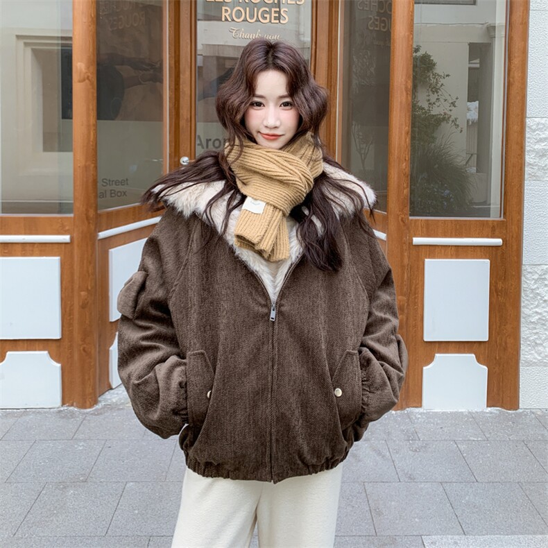 25冬季~座山雕羽绒外套~内里90白鸭绒,女装短外套,2C283