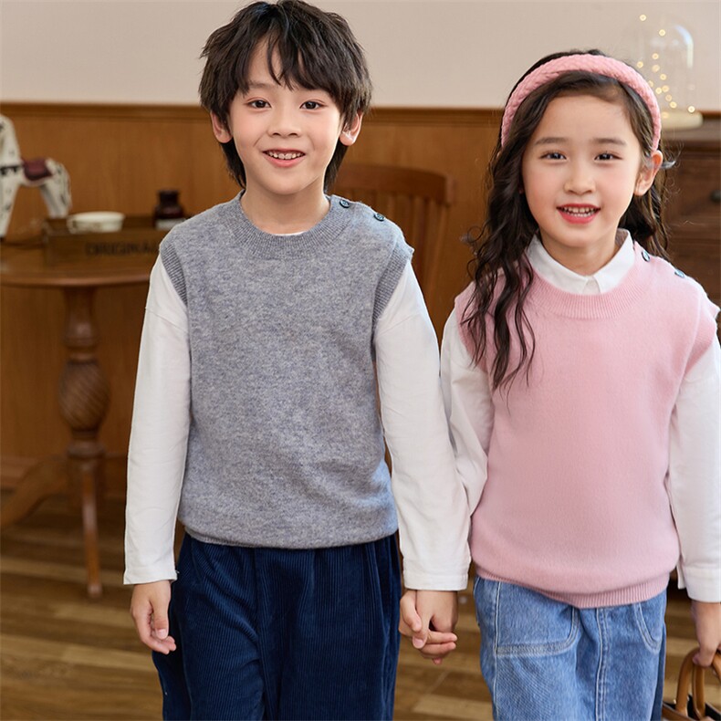 秋冬新款儿童羊毛马甲舒适百搭时尚圆领设计适合男女童穿着,童装马甲,伊绒腾羊绒