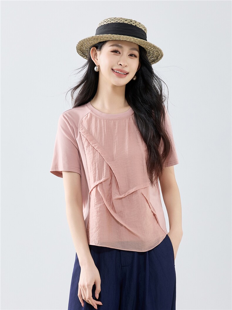2026年夏季休闲风棉短袖特殊工艺撞色上衣,女装T恤,梦芯尔