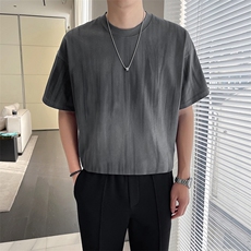 深灰色