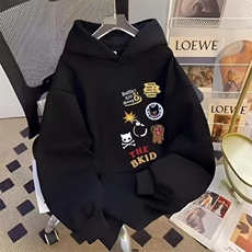 黑色