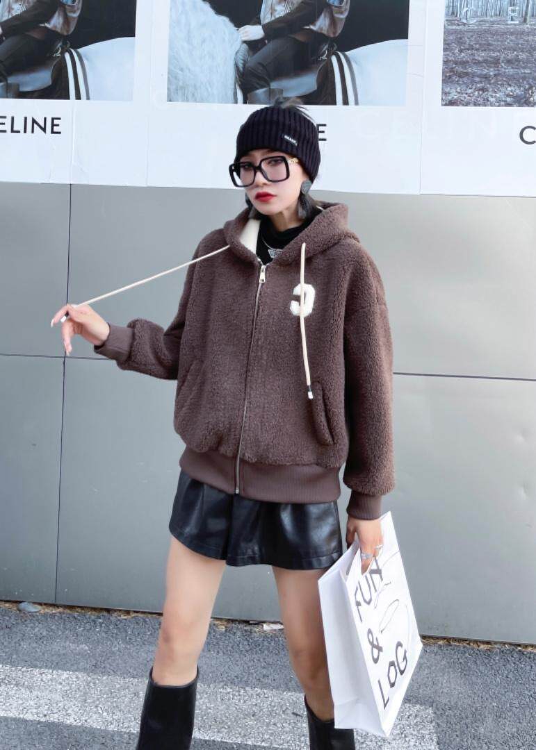 冬装皮毛一体，其它，秋莎明月