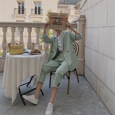 洋气个性减龄舒适简约潮流百搭简大方纯色通勤，女装西装，艾艾淮淮