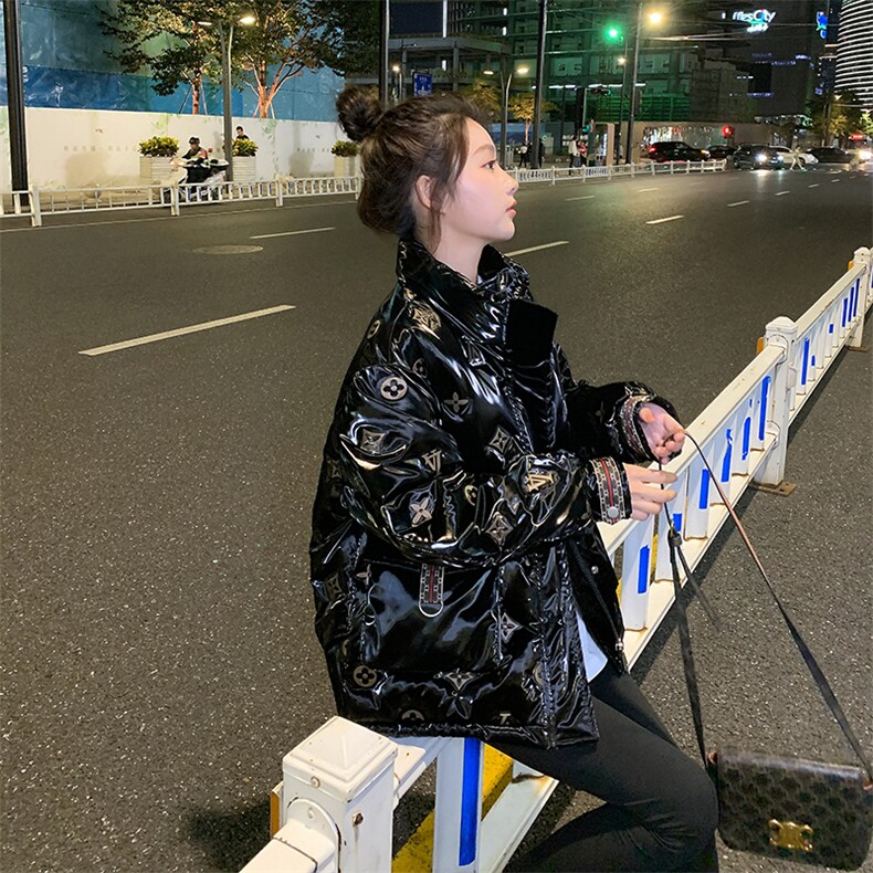 2022年冬季短款立领印花大口袋棉服外套女,女装棉衣/棉服,天丽