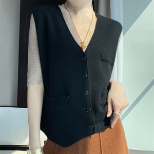 品牌高级感百搭马甲开衫女2025新款西装内搭羊毛针织无袖背心上衣
