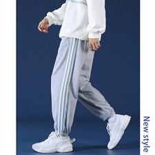 浅灰色