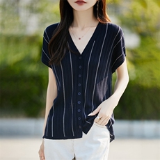 外搭V领莱赛尔天丝短袖开衫T恤女宽松撞色条纹针织休闲半袖上衣潮，女装T恤，暖烁羊绒